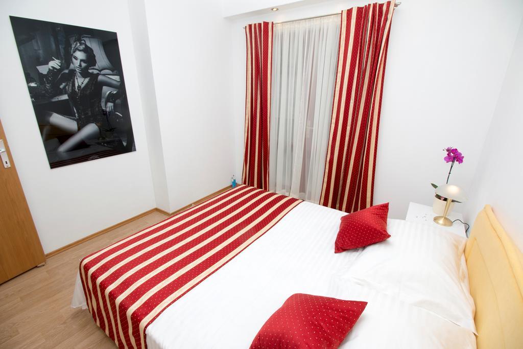 Villa Antonio Pisak Eksteriør billede